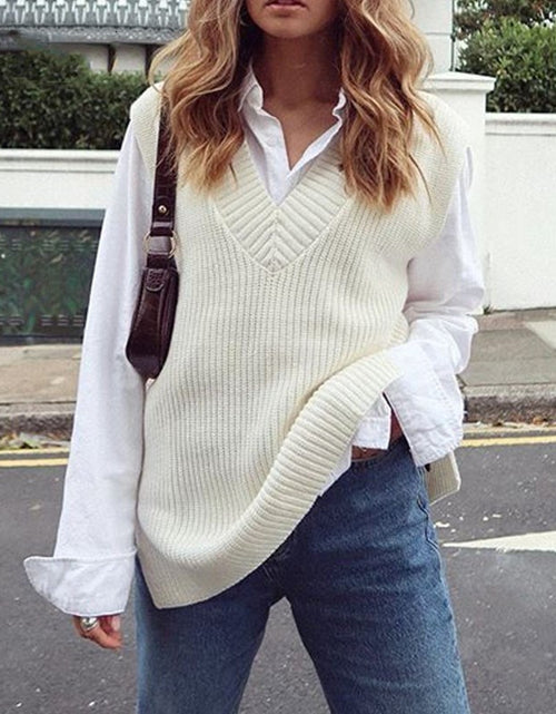 Load image into Gallery viewer, V-neck Knitted Sleeveless Vest